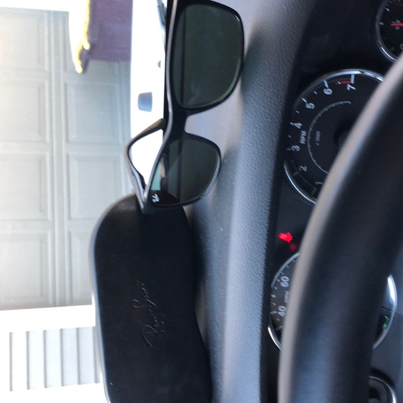 Ray bans - Picture 4 of 7